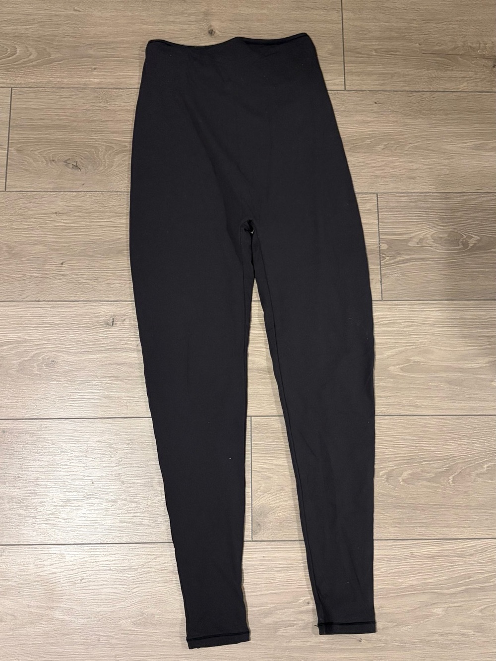 SKIMS Black Maternity Leggings